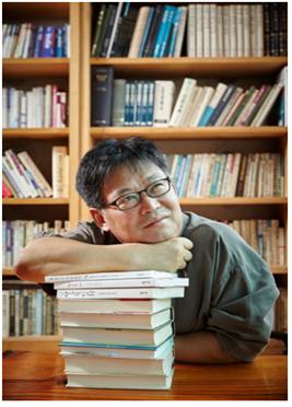 소설가 조창인